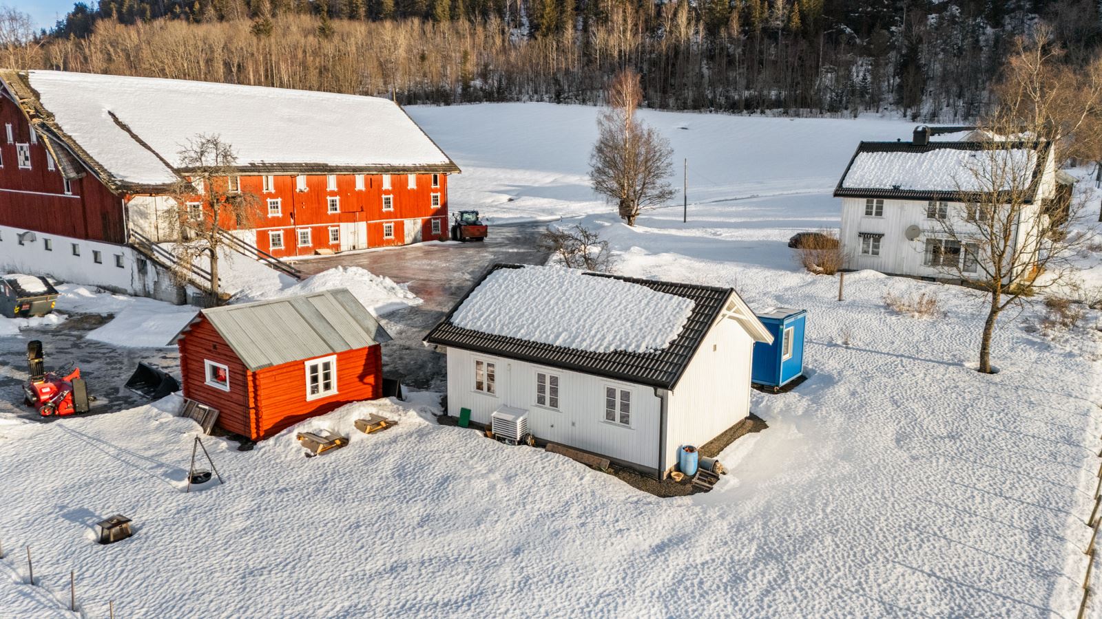 Produksjonslokale fra 2018 og utsalgshus 